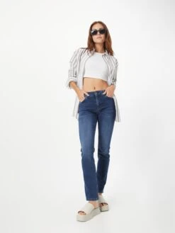 Mustang Straight Regular Jeans Crosby Dames Blauw 10 Mustang Straight Regular Jeans Crosby Dames Blauw -Mustang Verkoop 00cd8f1c241264afa0a6db1cc713b1bb