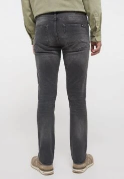 Mustang Style Orlando- Jeans Tapered Fit - Schwarz -Mustang Verkoop 0d42c3f48a294eb38b39a6bde129322f