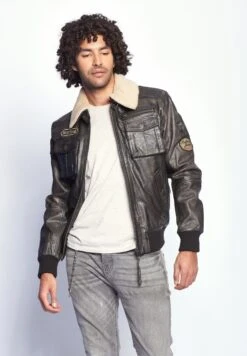 Mustang Leren Jassen Tussenjas Karlstad Heren Zwart -Mustang Verkoop 18cb96a923b2d0eb6a4d7a2669bf0e46