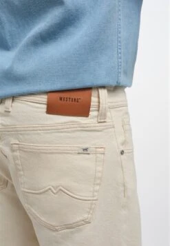 Mustang Style Denver- Jeans Tapered Fit - Whisper White -Mustang Verkoop 1d79ac3b289347d0901abe14c95dc5b4