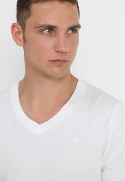 Mustang 2-Pack V-Neck - T-Shirt Basic - General White -Mustang Verkoop 25b150e943b44f25b208ec6b05f54216