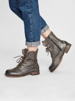 Mustang Enkellaarsjes Veterlaarsjes Dames Grafiet 9 Mustang Enkellaarsjes Veterlaarsjes Dames Grafiet -Mustang Verkoop 2655650eed83449673774994f9ef3635