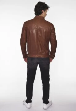 Mustang Leren Jassen Tussenjas Heren Cognac 16 Mustang Leren Jassen Tussenjas Heren Cognac -Mustang Verkoop 2fd6d4832a2ef43e7247769ca9ba50d7