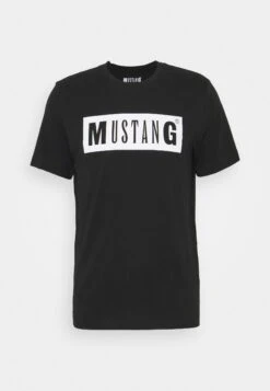 Mustang Alex Logo Tee - T-Shirt Print - Black -Mustang Verkoop 363c368402e0492a9c92d7b8ea2ee02e
