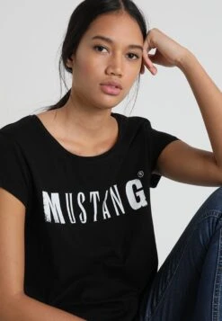 Mustang Logo - T-Shirt Print - Black -Mustang Verkoop 3dfecc40be744d3aba246afd237aa666