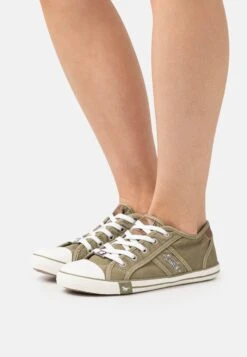 Mustang Sneakers Laag - Khaki