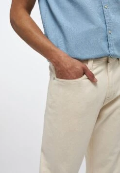 Mustang Style Denver- Jeans Tapered Fit - Whisper White -Mustang Verkoop 58cdf538cc81439f9f0adb8fe7ea89c7