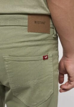 Mustang Style Chicago Z - Jeansshort - Grün 12 Mustang Style Chicago Z - Jeansshort - Grün -Mustang Verkoop 59bcdc15c7314828987e505854a99b83