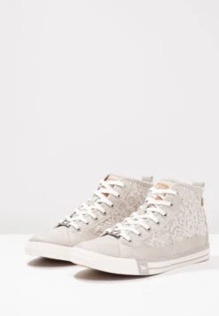Mustang Sneakers Hoog - Light Grey -Mustang Verkoop 60997750bc8f4419a88715d3610155f3