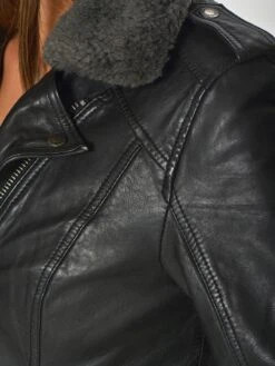 Mustang Leren Jassen Tussenjas Grenada FF Dames Zwart 14 Mustang Leren Jassen Tussenjas Grenada FF Dames Zwart -Mustang Verkoop 67177a62b44b947e2160786c26d64675