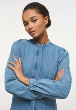 Mustang Overhemdblouse - Blau 12 Mustang Overhemdblouse - Blau -Mustang Verkoop 6abe82398dbe4188aba8b3efd2bbd6be