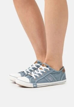 Mustang Sneakers Laag - Blau