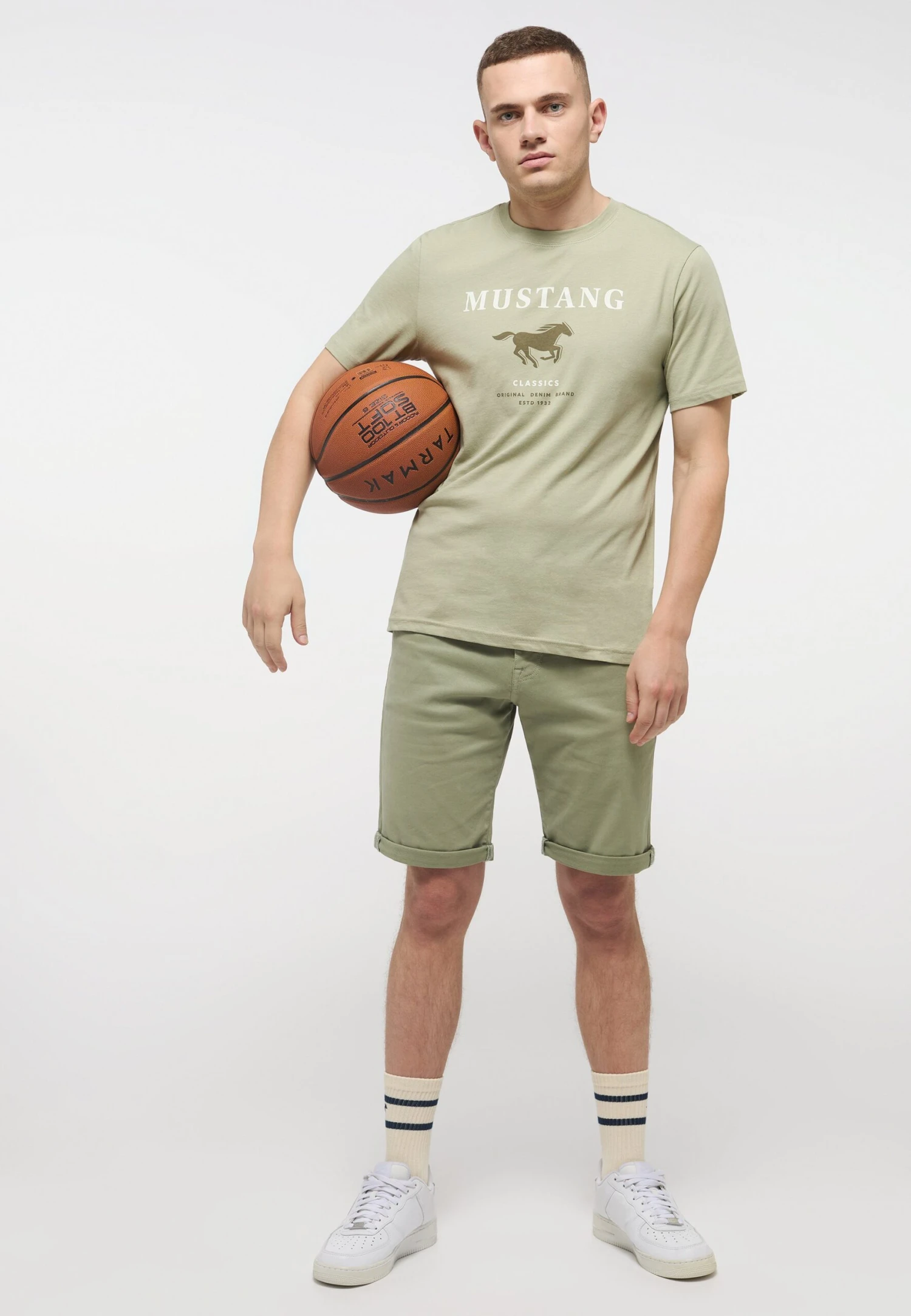 Mustang Style Chicago Z - Jeansshort - Grün 4 Mustang Style Chicago Z - Jeansshort - Grün - Afbeelding 2