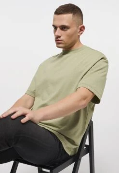 Mustang T-Shirt Basic - Grün 12 Mustang T-Shirt Basic - Grün -Mustang Verkoop 87431a1494aa4248b68fd5f501400ceb