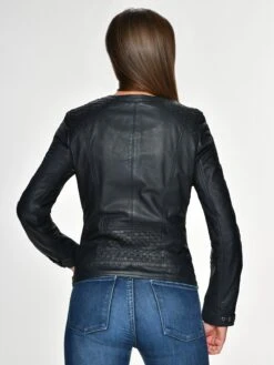 Mustang Leren Jassen Tussenjas Ducie Dames Nachtblauw 13 Mustang Leren Jassen Tussenjas Ducie Dames Nachtblauw -Mustang Verkoop 8ba4935e94bdf26aa56f29cfa6b67ee7