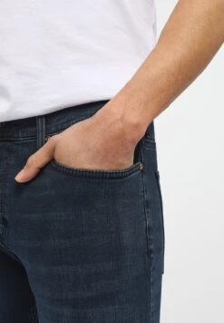 Mustang Frisco- Straight Leg Jeans - Blau -Mustang Verkoop 8cd74f4f1d964d2aa85d529cdc4f04a6