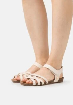 Mustang Sandalen - Ivory