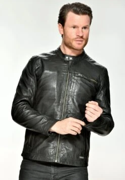 Mustang Mit Kurzem Stehkragen Stewart - Leren Jas - Schwarz