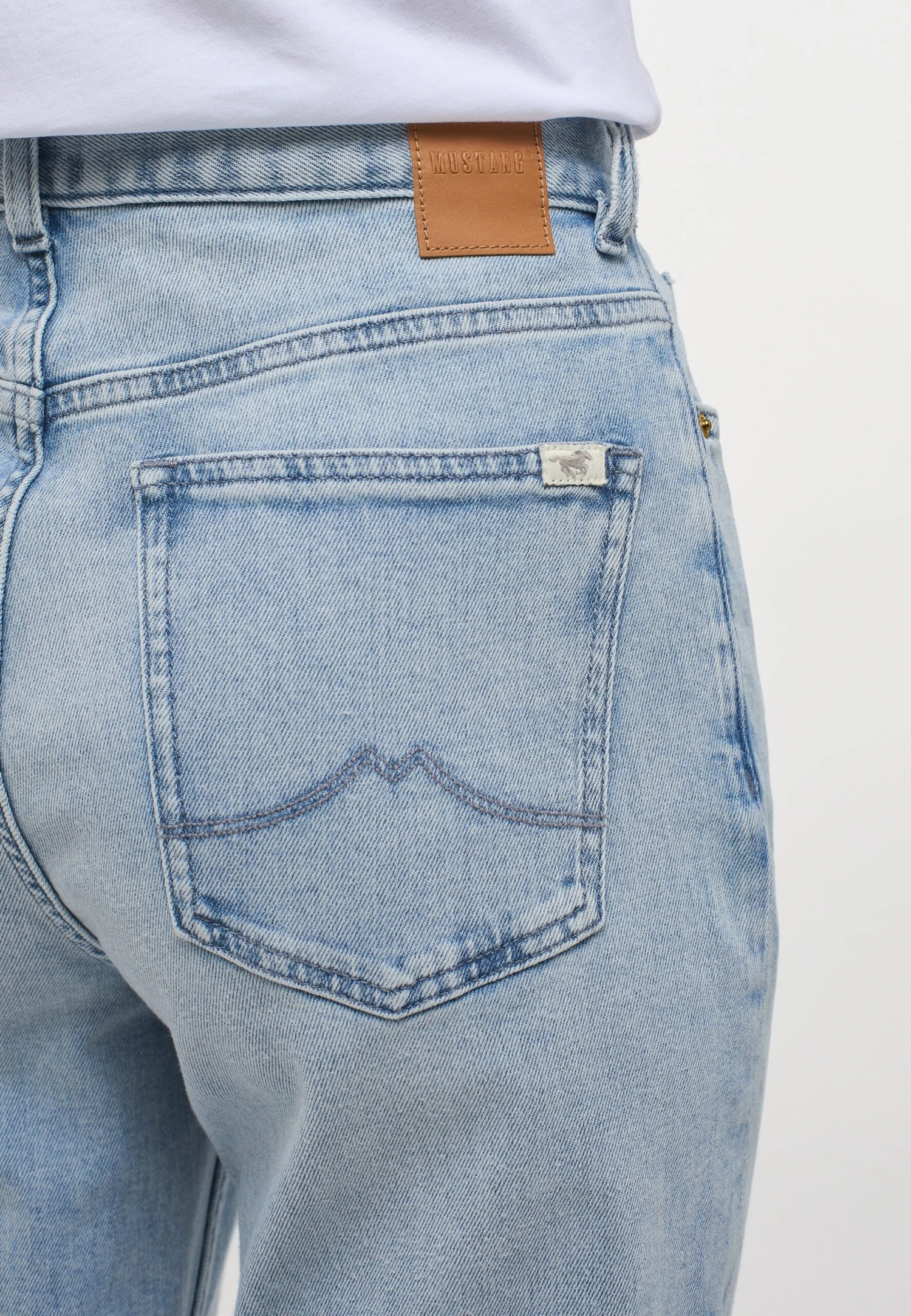 Mustang Relaxed Fit Jeans - Blau 6 Mustang Relaxed Fit Jeans - Blau - Afbeelding 4