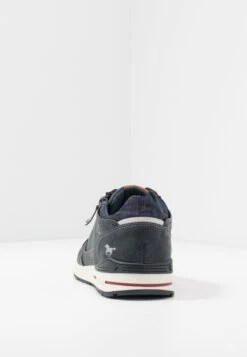 Mustang Sneakers Laag - Navy -Mustang Verkoop 95d4c3af8c234468861ad1bce8dd5a6c