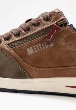 Mustang Sneakers Laag - Hellbraun 13 Mustang Sneakers Laag - Hellbraun -Mustang Verkoop 9d7330d5ec0e4807947c72153c67e0ca
