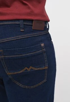 Mustang Style Washington - Straight Leg Jeans - Blau -Mustang Verkoop b2bca18798fe4ea5980e1fc3f2486ff0