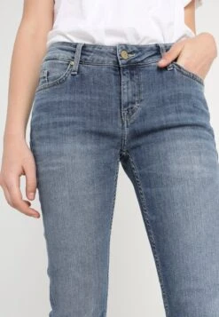 Mustang Jasmin - Slim Fit Jeans - Brushed Bleached -Mustang Verkoop b7917eadfd06463d8c032ea0329450de