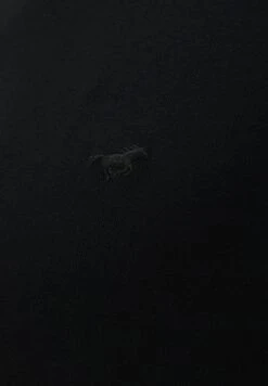 Mustang T-Shirt Basic - Black -Mustang Verkoop c7159d0e2c8e4214920febc98aa83e43