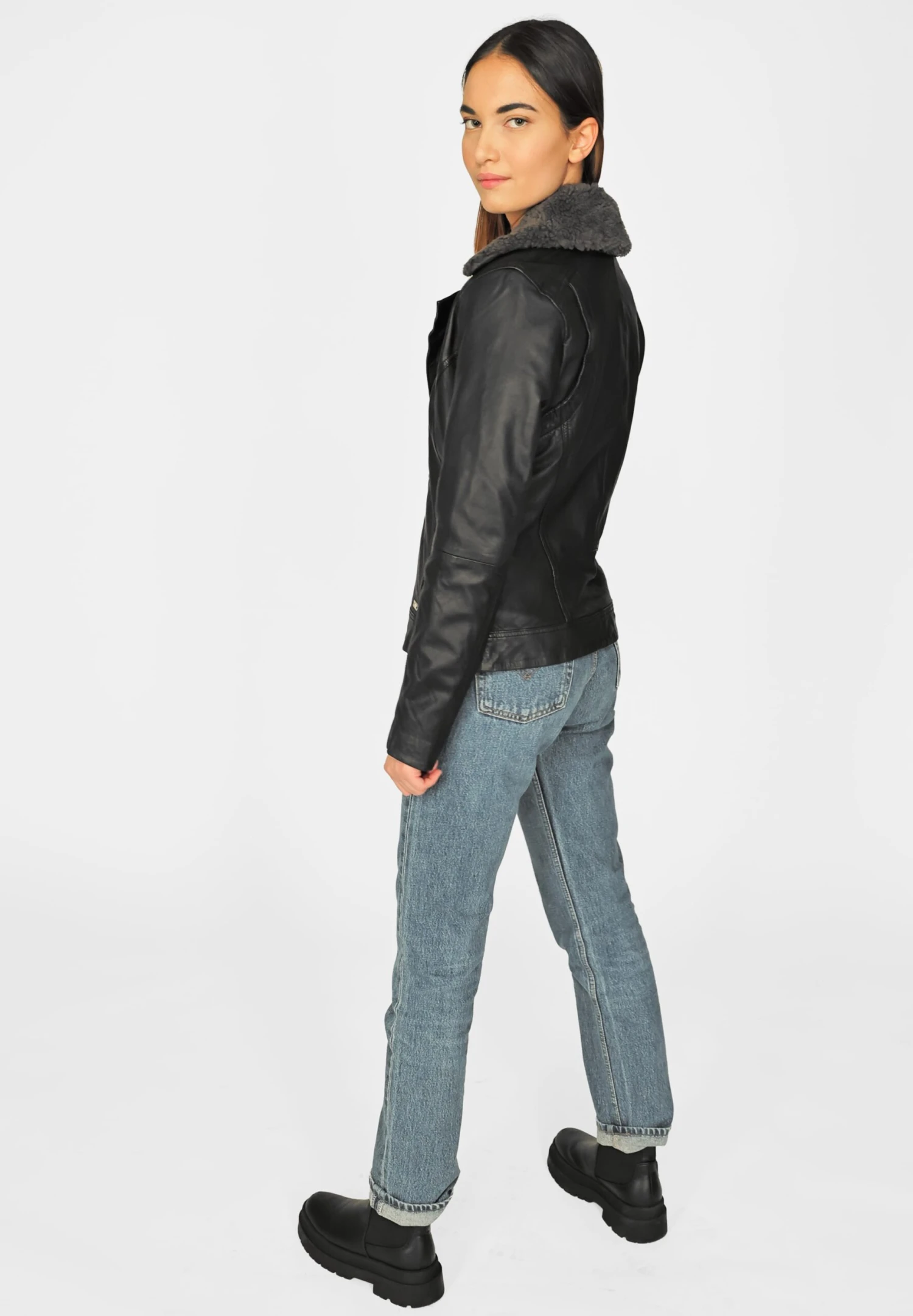 Mustang Leren Jassen Tussenjas 3102136 Dames Zwart 10 Mustang Leren Jassen Tussenjas 3102136 Dames Zwart - Afbeelding 8