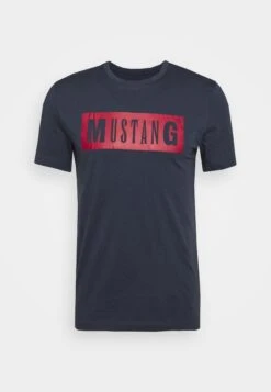Mustang Alex Logo Tee - T-Shirt Print - Blue Nights -Mustang Verkoop cf4679e6b8d44d8caefafc28f7e7155f
