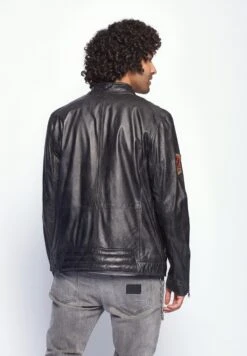 Mustang Leren Jassen Tussenjas Varberg Heren Donkerbruin 14 Mustang Leren Jassen Tussenjas Varberg Heren Donkerbruin -Mustang Verkoop ddc990d2ee8757f21897042eb6eaf448