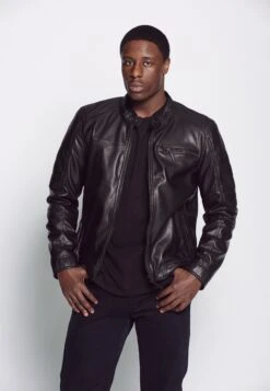 Mustang Tussenjassen Tussenjas Heren Zwart -Mustang Verkoop e31f668f9084e44623897196b35e3f68