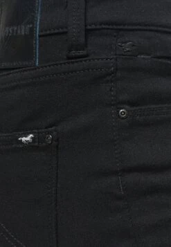 Mustang Jeans Skinny Fit - Black -Mustang Verkoop e6e358919b61413b9a50759e758d9977