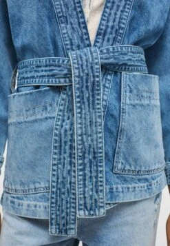 Mustang Spijkerjas - Blau 11 Mustang Spijkerjas - Blau -Mustang Verkoop eb7aeb8bd49d4ed188ddb6c54a057203